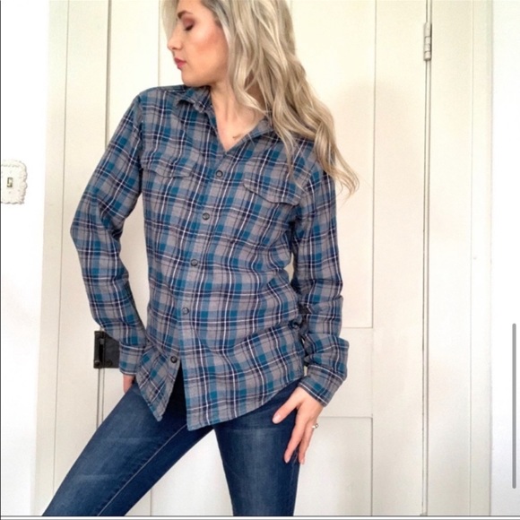 Vintage Awesome Fit Blue Plaid Flannel shirt button down - Picture 2 of 7